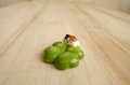 デコレ　花にゃんこ箸置き　クローバー