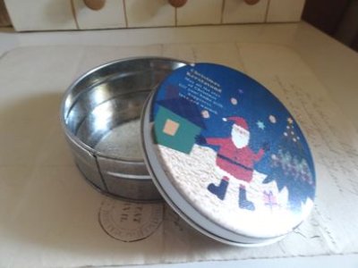 画像1: アンティークスタイル　ラウンド缶S サンタ