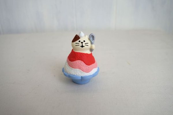 画像1: デコレ　コンコンブル　いちご氷猫 (1)