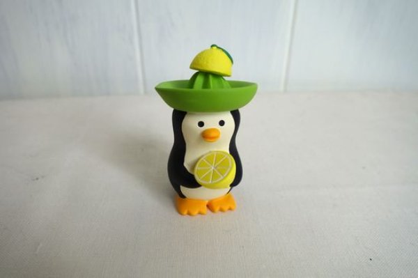 画像1: デコレ　コンコンブル　レモンしぼりペンギン (1)