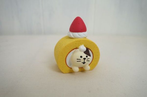 画像1: デコレ　コンコンブル　ロールケーキつっこみ猫　生クリーム (1)