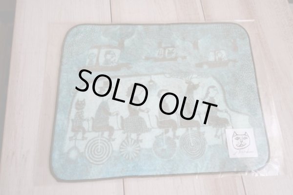 画像1: 保坂 優子 (ほさか ゆうこ) ガーゼタオルハンカチ　バスに乗って (1)