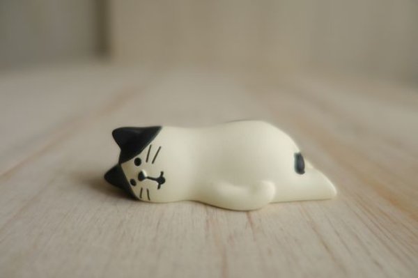 画像1: デコレ　コンコンブル　うだうだねこ　はちわれ (1)