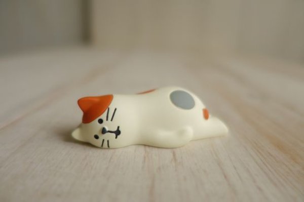 画像1: デコレ　コンコンブル　うだうだねこ　三毛 (1)