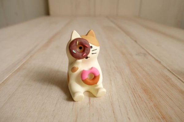 画像1: デコレ　コンコンブル　ドーナツのぞき猫 (1)