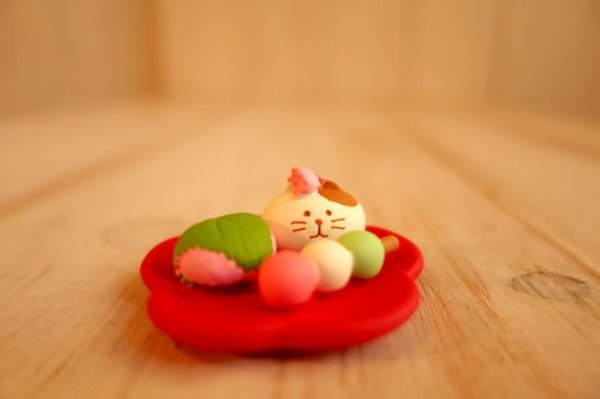 画像1: デコレ　コンコンブル　にゃんこ和菓子盆 (1)