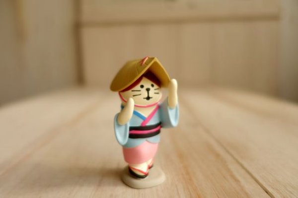 画像1: デコレ　コンコンブル　阿波踊り猫　女踊り (1)