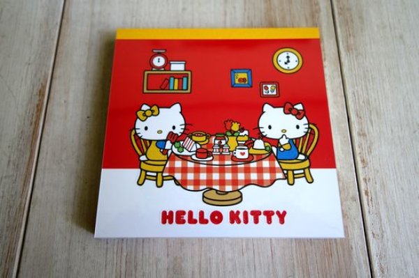 画像1: スクエアメモ　ハローキティ　レッド (1)
