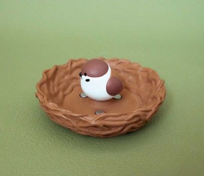 画像2: デコレ　ニホンノコトリ　鳥の巣クリップホルダー　シマエナガ