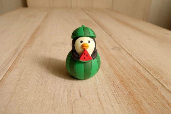画像1: デコレ　コンコンブル　しましまスイカペンギン (1)